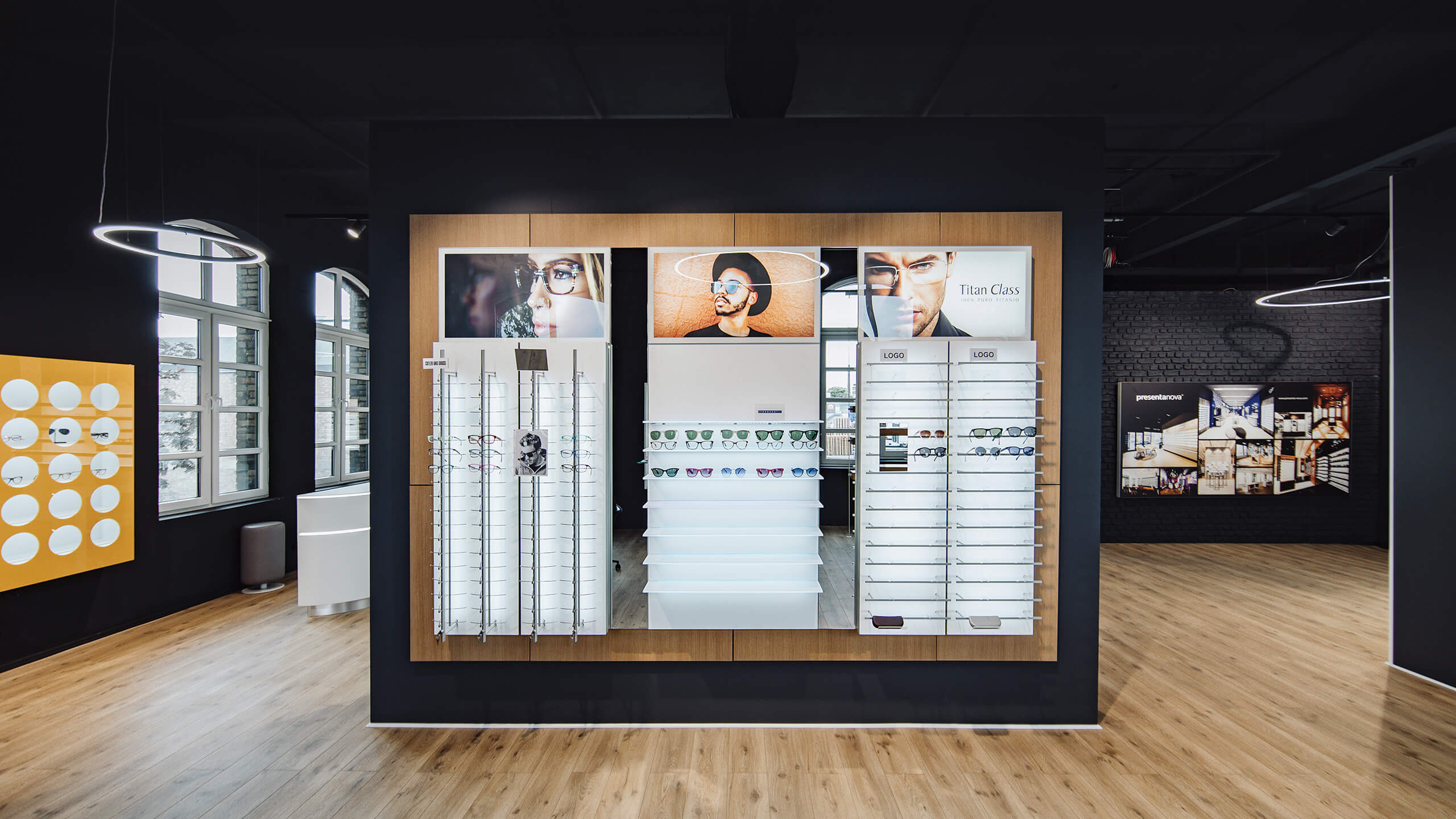Presenta Nova showroom a Mannheim, Germania